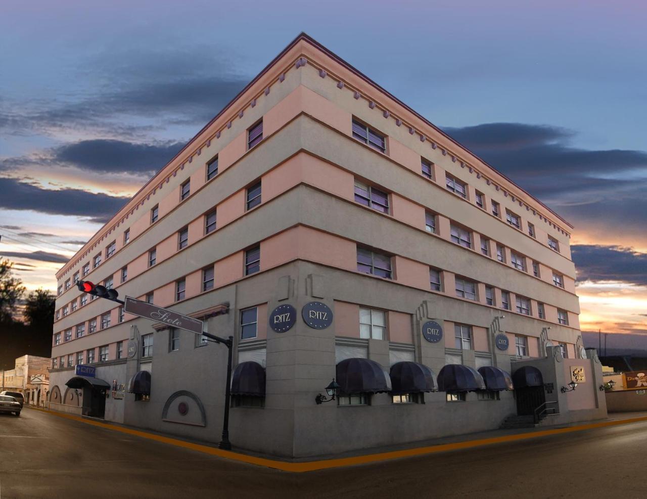 Hotel Ritz Matamoros  Exterior photo